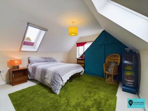 Bedroom- click for photo gallery